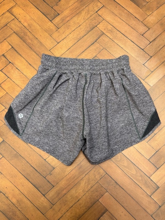 lululemon athletica Pants - Lululemon Hotty Hot Shorts 4" In Heather Lux Multi Black Size 4